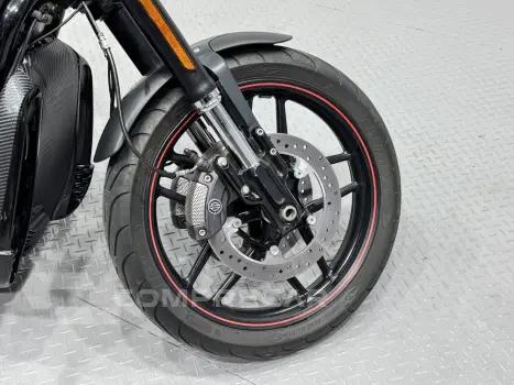 V-ROD 10TH ANNIVERSARY EDITION VRSCDX
