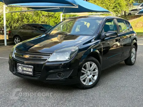 VECTRA 2.0 MPFI GT Hatch 8V