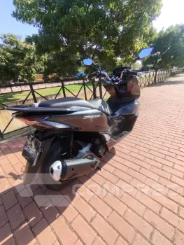 PCX 160