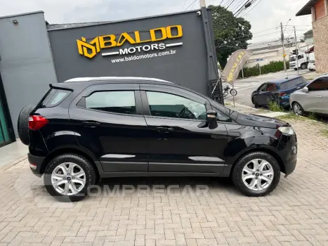 EcoSport TITANIUM 2.0 16V Flex 5p Aut.