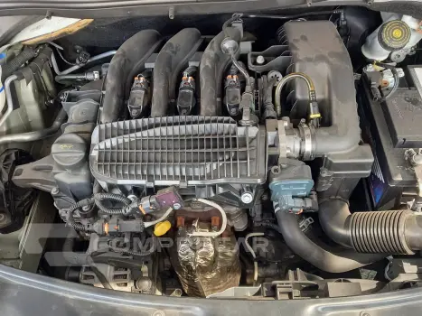 208 1.2 Active 12V Flex 4P Manual