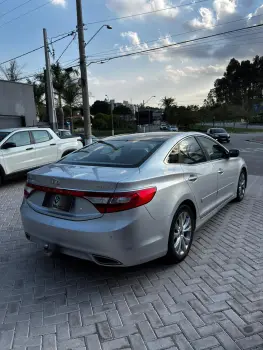 AZERA 3.0 MPFI GLS V6 24V