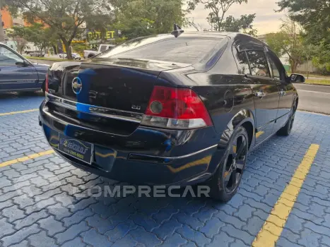 VECTRA 2.0 MPFI ELEGANCE 8V FLEX 4P MANUAL