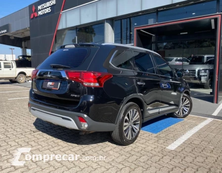 OUTLANDER 3.0 Mivec V6 Hpe-s AWD
