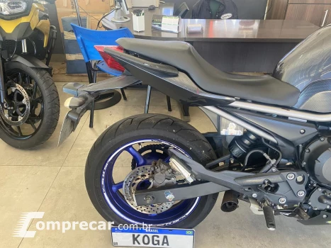 XJ6 N
