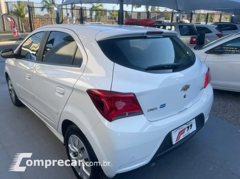 Onix Hatch 1.4 4P FLEX LT