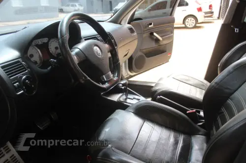 Golf 2.0 4P FLEX SPORTLINE AUTOMÁTICO