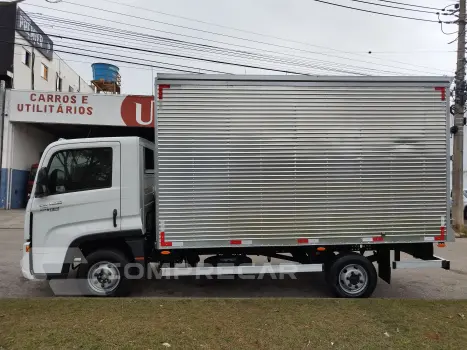 Volkswagen Delivery Express 3.0 Prime + Baú Isolamento térmico 2 portas