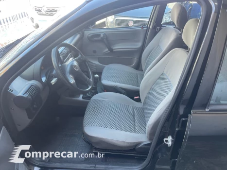 CORSA 1.0 MPFI Classic Sedan Life 8V