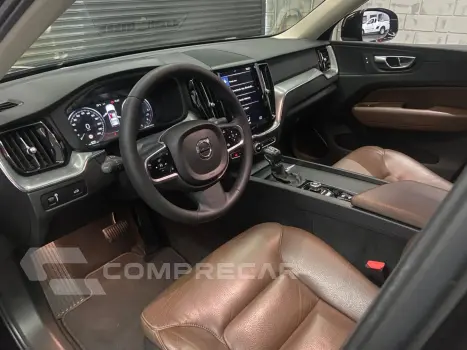 Xc60 2.0 D5 Diesel Momentum Awd Geartronic