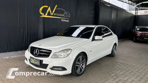 Mercedes-Benz 180 C 1.8 Sedan 8V 4 portas