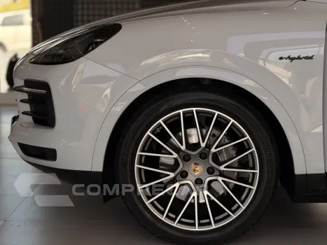 CAYENNE 3.0 V6 E-HYBRID COUPÉ PLATINUM EDITION AWD TIPTRONIC