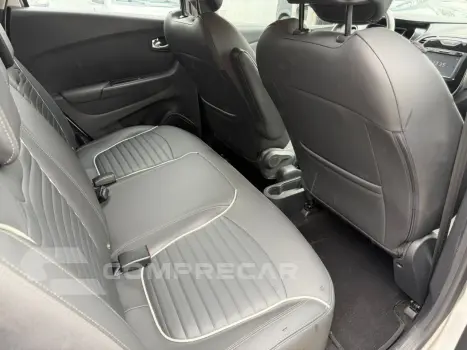 Captur 1.6 16V 4P FLEX SCE INTENSE X-TRONIC CVT