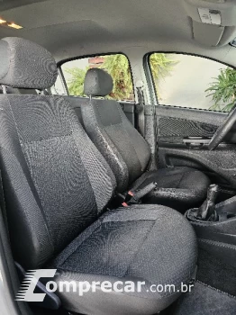 CITY Sedan EX 1.5 Flex 16V 4p Aut.