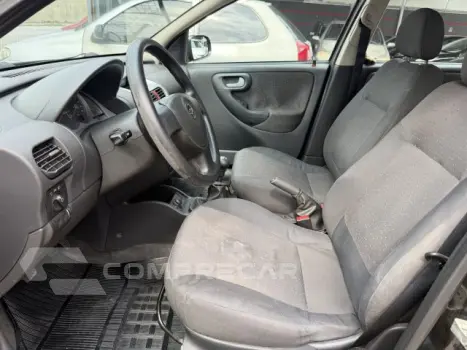 CORSA SEDAN - 1.4 MPFI PREMIUM SEDAN 8V 4P MANUAL