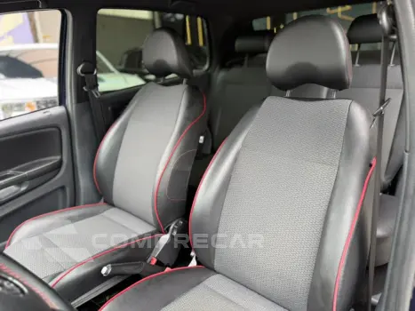 FOX 1.6 MI ROCK IN RIO 8V FLEX 4P MANUAL