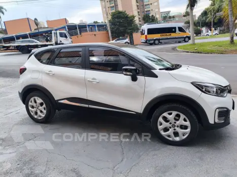 Captur 1.6 16V 4P FLEX SCE LIFE X-TRONIC CVT