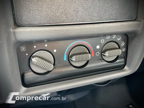 S10 2.4 MPFI Executive 4X2 CD 8V