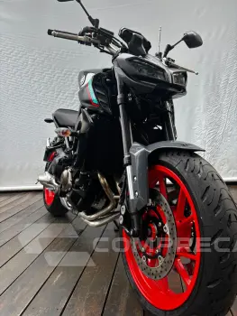 YAMAHA MT-09