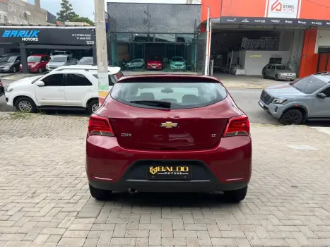 ONIX HATCH LT 1.0 8V FlexPower 5p Mec.