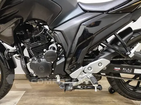 FZ25 FAZER 250