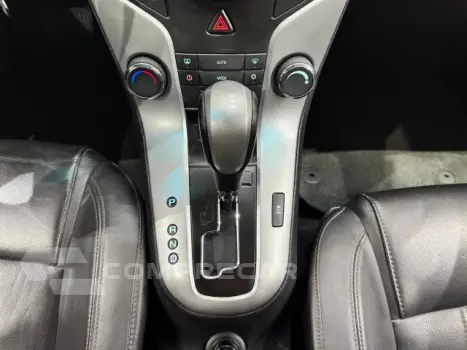 CRUZE HATCH - 1.8 LT SPORT6 16V 4P AUTOMÁTICO