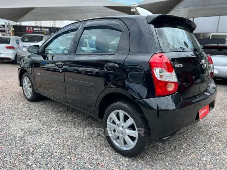 Etios 1.5 X Plus 16V Flex 4P Manual