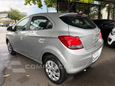 Onix Hatch 1.4 4P FLEX LT
