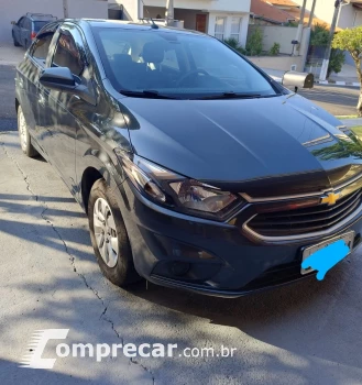 CHEVROLET ONIX 1.0 LT 4 portas