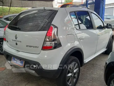 Sandero 1.6 STEPWAY 16V FLEX 4P AUTOMÁTICO
