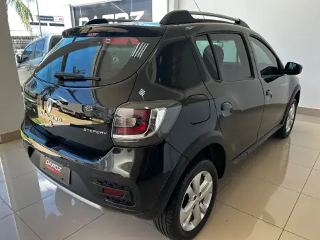 SANDERO STEPWAY Flex 1.6 16V 5p