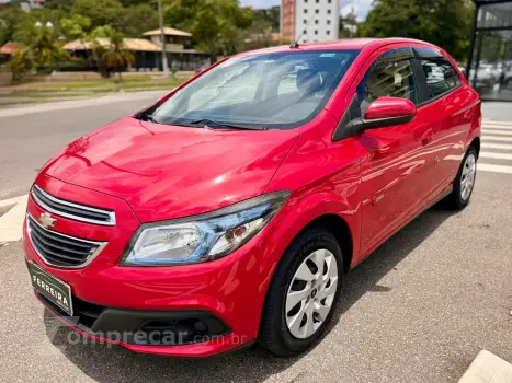 CHEVROLET Onix 1.4 Mpfi Lt 8V Flex 4P Manual 4 portas