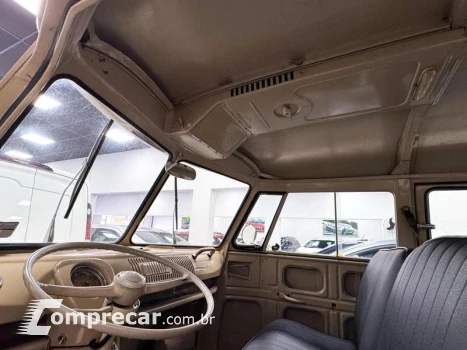 KOMBI