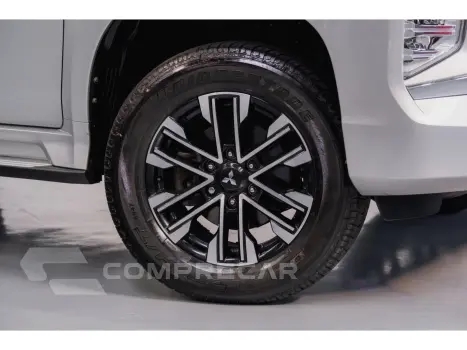 PAJERO SPORT 2.4 16V MIVEC TURBO DIESEL HPE-S AWD AUTOMÁTICO