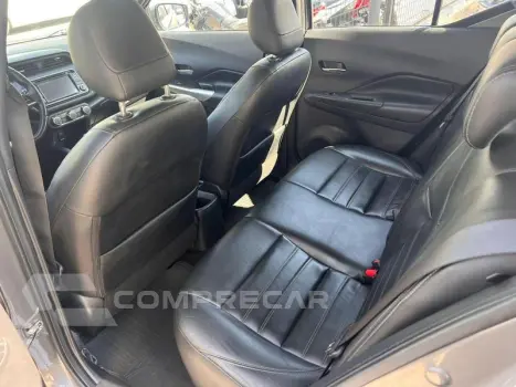 KICKS SV CVT