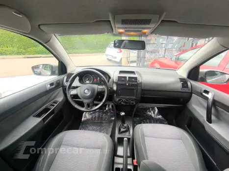 POLO SEDAN 1.6 MI 8V