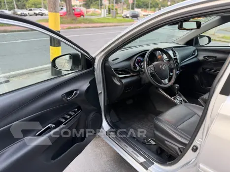 Yaris 1.5 16V Flex Sedan Xls Connect Multidrive
