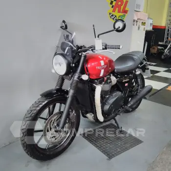 STREET TWIN 900