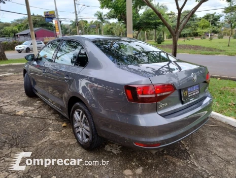 JETTA 1.4 16V TSI Comfortline