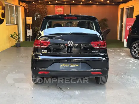 FOX 1.6 MI HIGHLINE 8V FLEX 4P AUTOMATIZADO