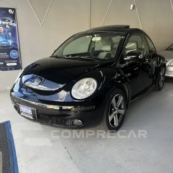 Volkswagen New Beetle 2.0 Mi Mec./Aut. 4 portas