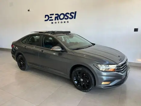 Volkswagen JETTA COMFORT. 250 TSI 1.4 FLEX 16V AUT 4 portas