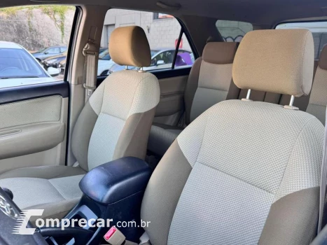 HILUX SW4 4X2SR