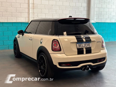 COOPER 1.6 S 16V TURBO GASOLINA 2P AUTOMÁTICO