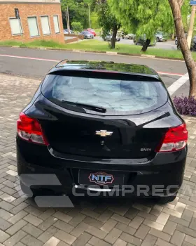 ONIX HATCH LS 1.0 8V FlexPower 5p Mec.