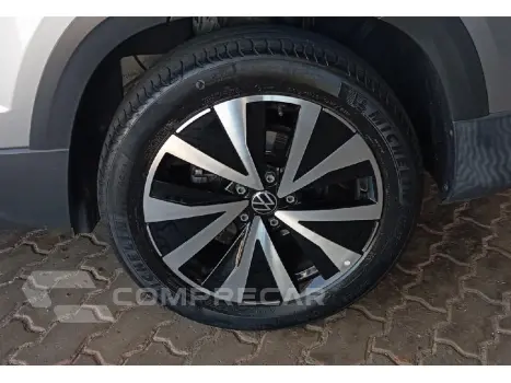 TAOS 1.4 250 TSI TOTAL FLEX HIGHLINE AUTOMÁTICO