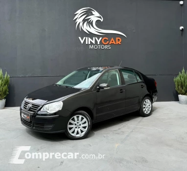 Volkswagen POLO 1.6 MI Serie Ouro 8V 4 portas
