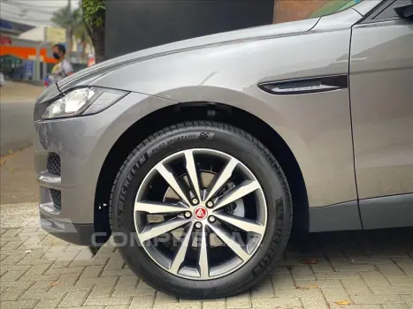 F-PACE 2.0 16V Turbo Prestige AWD