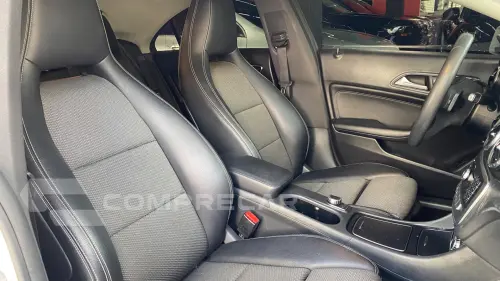 MERCEDES-BENZ CLA 180 1.6 CGI 7G-DCT