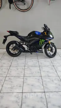 YZF R3 MONSTER
